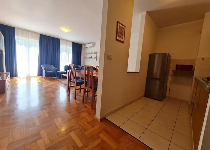 Apartment Sfinga Verudela V *