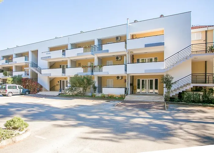 Apartment Sfinga Verudela V *