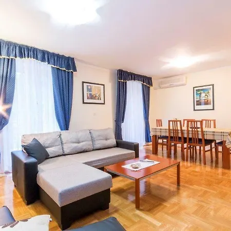 Sfinga Verudela V Apartment Pula