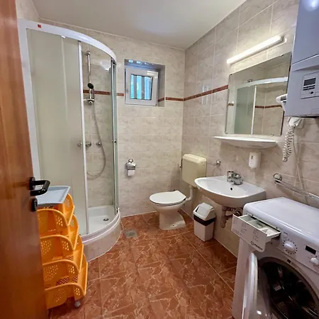 Sfinga Verudela V * 풀라